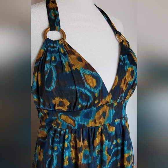 Dress - Picture 7 of 8